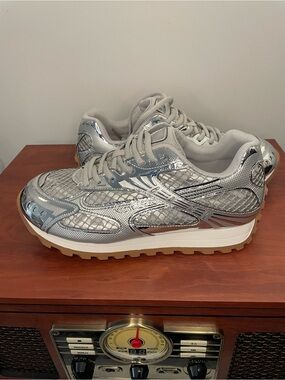 Akira Gold Leniya Silver Sneaker